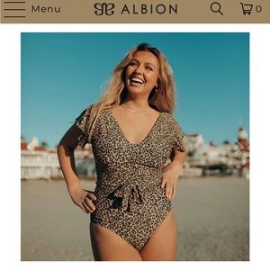 Albion Fit Swim The Pursuit Cape Onepiece Large Leopard